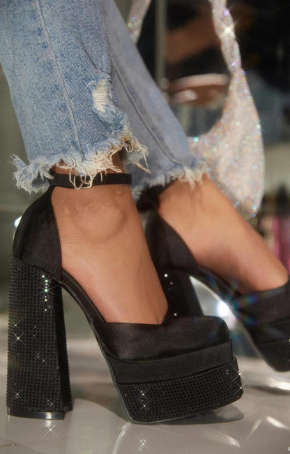 Bequeme und modische orthopädische Sommerschuhe