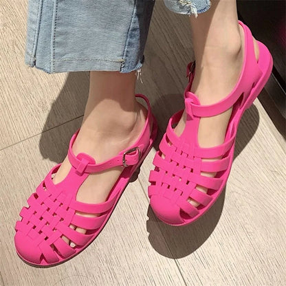 Bequeme und modische orthopädische Wintersandalen