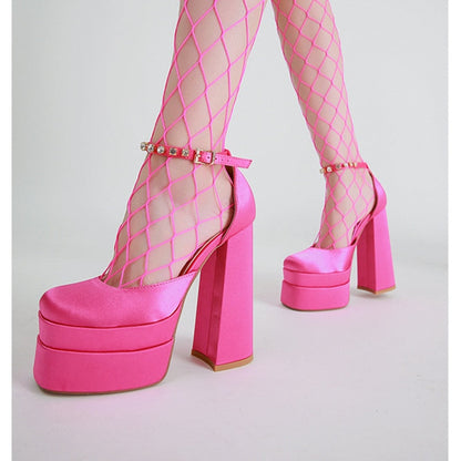 Bequeme und modische orthopädische Sommerschuhe