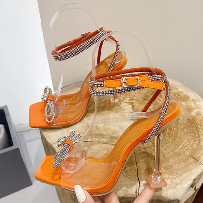 Stützende und modische orthopädische Sommer Heels