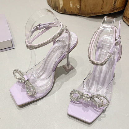Stützende und modische orthopädische Sommer Heels
