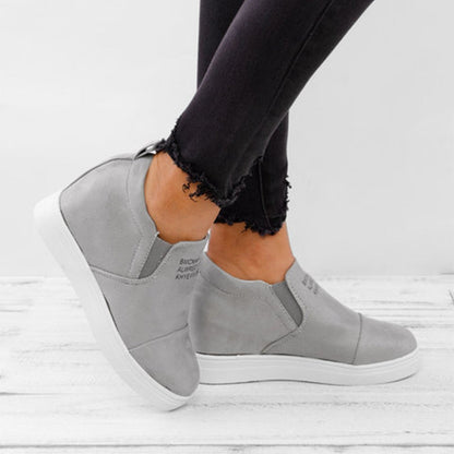 Stylische und stützende orthopädische Sommerstiefel