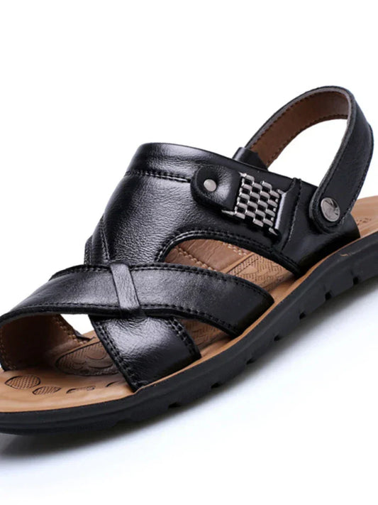 Modische und stützende orthopädische Wintersandalen