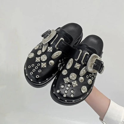 Strapazierfähige orthopädische Wintersandalen