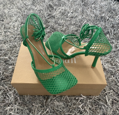 Maßgeschneiderte und bequeme orthopädische Sommerschuhe