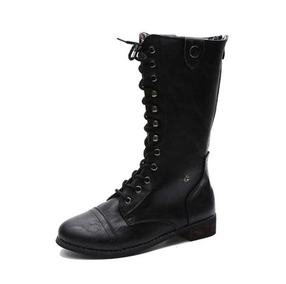 Stylische und stützende orthopädische Sommerstiefel