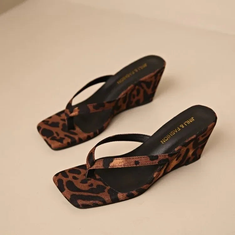 Orthopädische Freizeit-Sandalen für den Winter