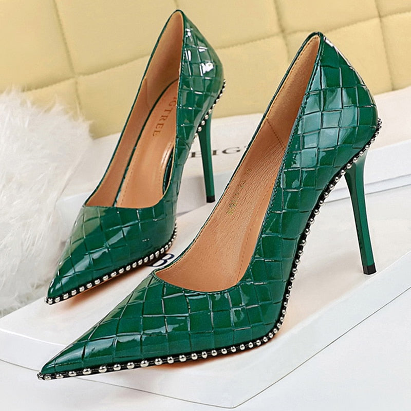 Maßgeschneiderte und bequeme orthopädische Sommer Heels