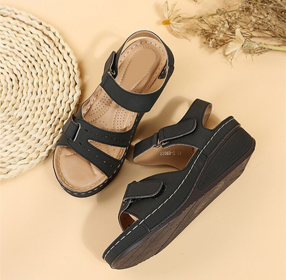 Stützende und trendige orthopädische Wintersandalen