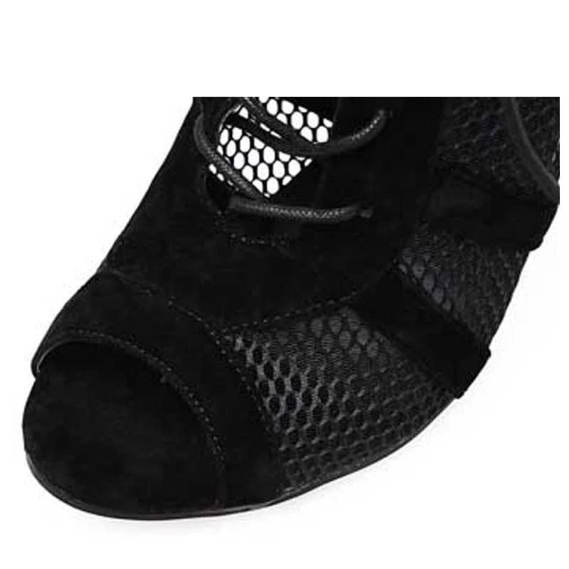 Unterstützende orthopädische Sommersandalen
