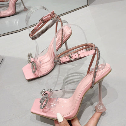 Stützende und modische orthopädische Sommer Heels