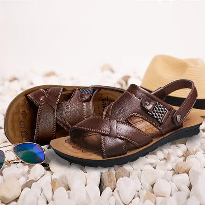 Modische und stützende orthopädische Wintersandalen