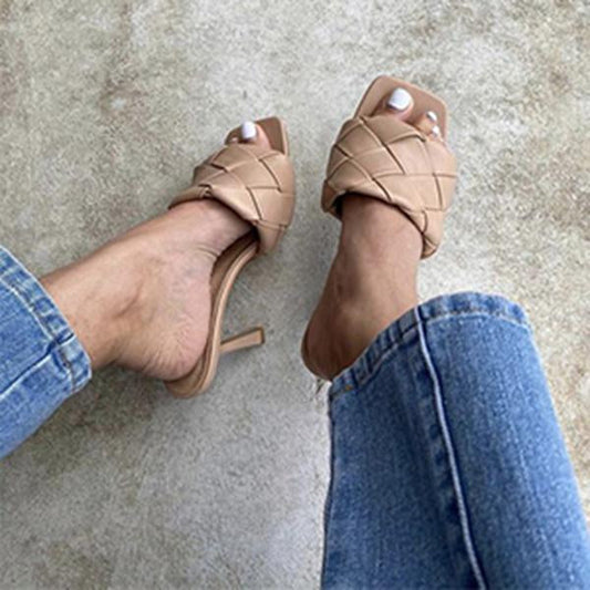 Stützende und trendige orthopädische Sommer Heels
