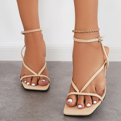 Entspannte und stützende orthopädische Sommersandalen