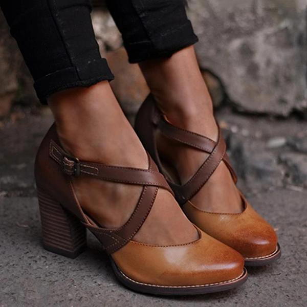 Stützende und modische orthopädische Sommersandalen