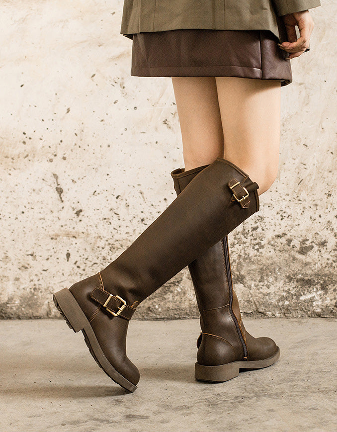 Stützende und modische orthopädische Winterstiefel