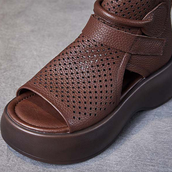 Zeitlose und stützende orthopädische Wintersandalen