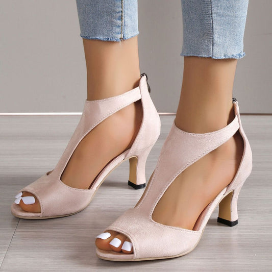 Modische und stützende orthopädische Wintersandalen