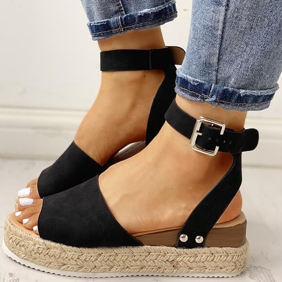Stützende und modische orthopädische Wintersandalen