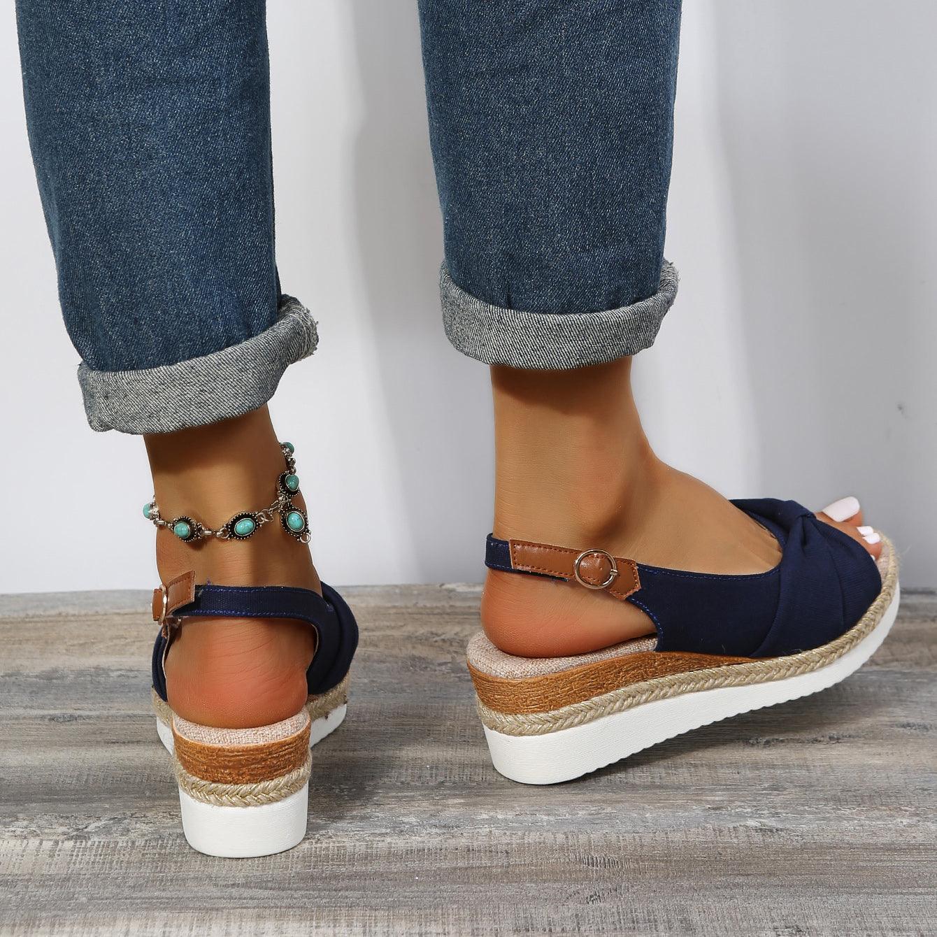 Stylische und stützende orthopädische Wintersandalen