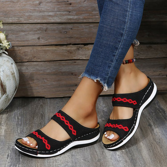 Maßgeschneiderte und bequeme orthopädische Wintersandalen