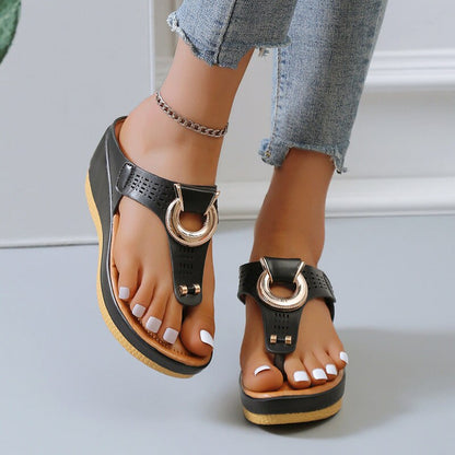 Stylische und stützende orthopädische Wintersandalen
