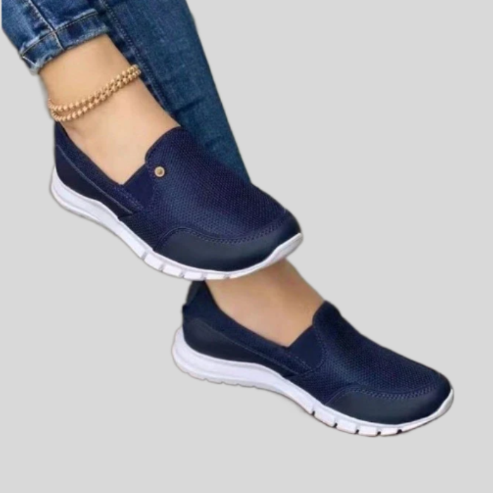 Elegante und detailreiche stützende Winterschuhe