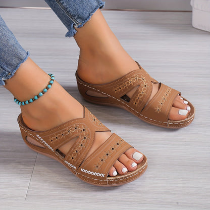 Stützende und modische orthopädische Wintersandalen