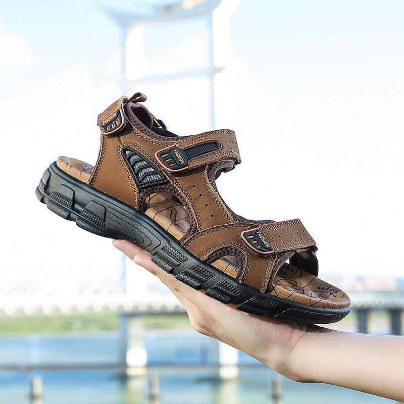 Stützende und trendige orthopädische Wintersandalen