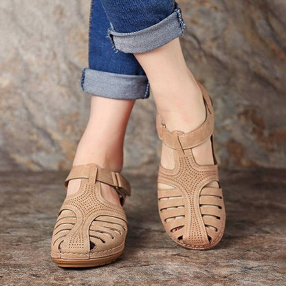 Unterstützende, modische, orthopädische Sommersandalen
