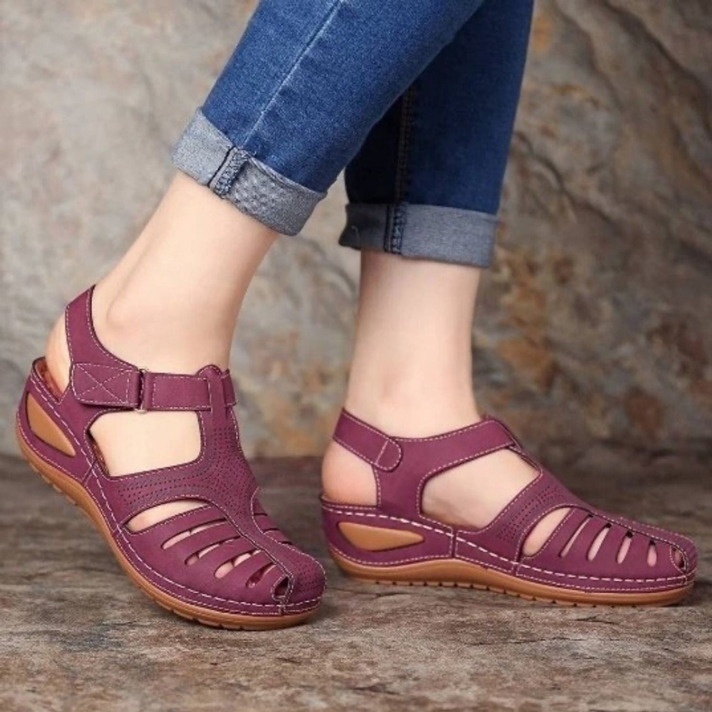 Unterstützende, modische, orthopädische Sommersandalen