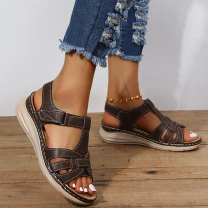 Strapazierfähige orthopädische Wintersandalen