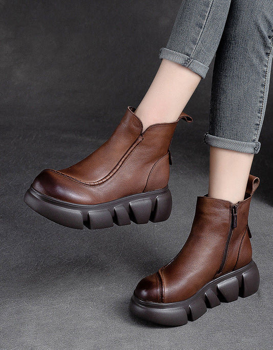 Zeitlose und stützende orthopädische Winterstiefel