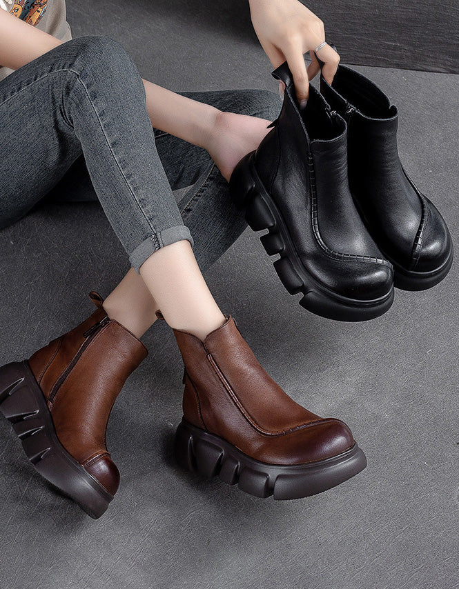 Zeitlose und stützende orthopädische Winterstiefel