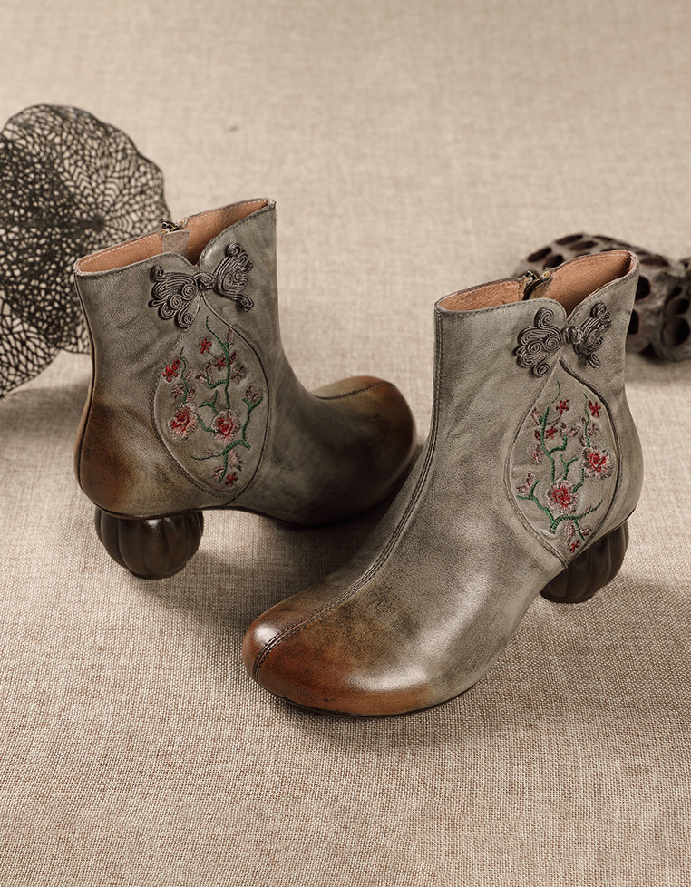 Stützende und modische orthopädische Winterstiefel