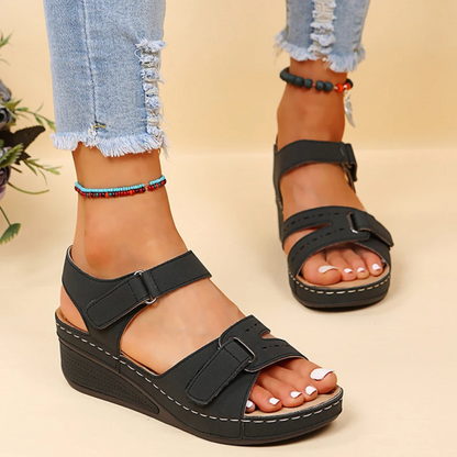 Bequeme und modische orthopädische Wintersandalen