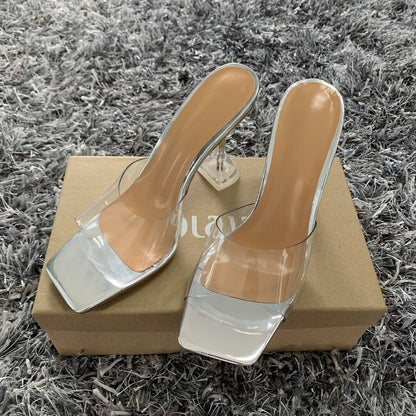 Bequeme und modische orthopädische Sommer Heels
