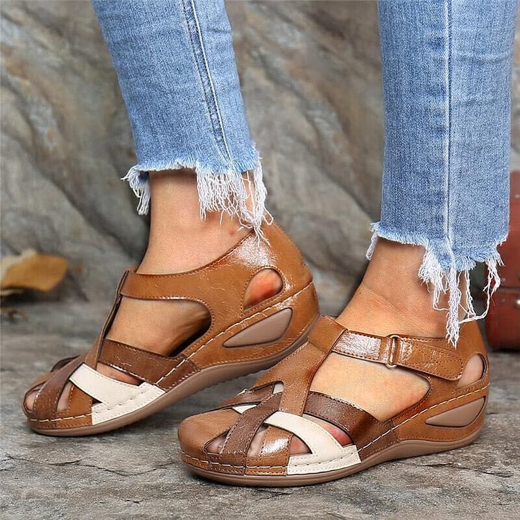 Stützende und vielseitige orthopädische Wintersandalen