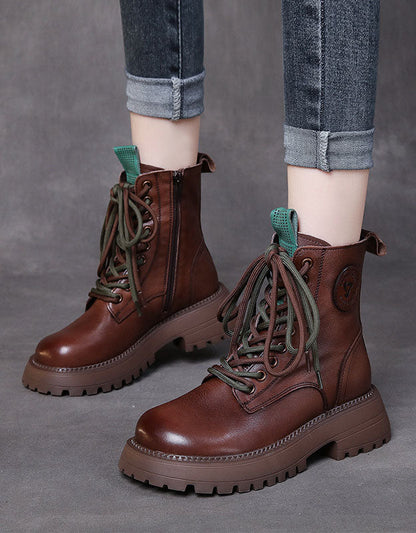 Stützende und modische orthopädische Winterstiefel